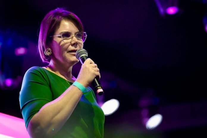 cel fernanda nov 2025