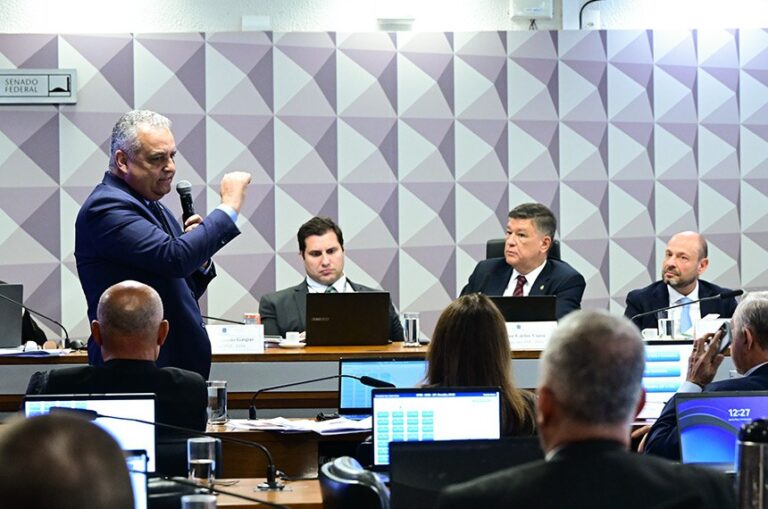 Relator da CPMI critica fiscalização do INSS sobre consignados e defende regulação