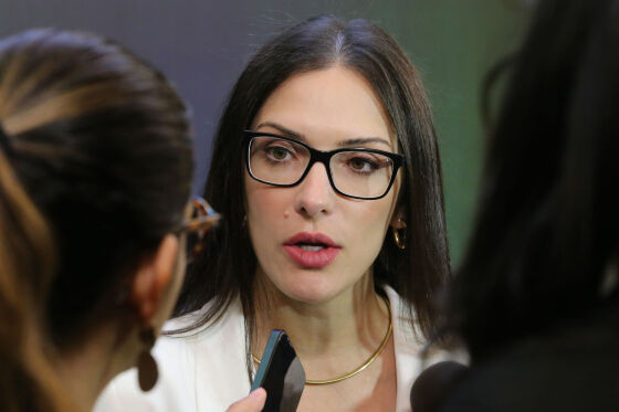 Janaina Riva não descarta aliança com PL e diz que MDB busca melhor cenário para eleição ao Senado