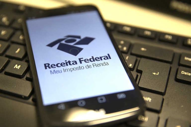 Imposto de Renda 2026: reta final aumenta risco de golpes com uso de IA