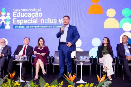 Botelho destaca investimentos em creches e defende educação inclusiva
