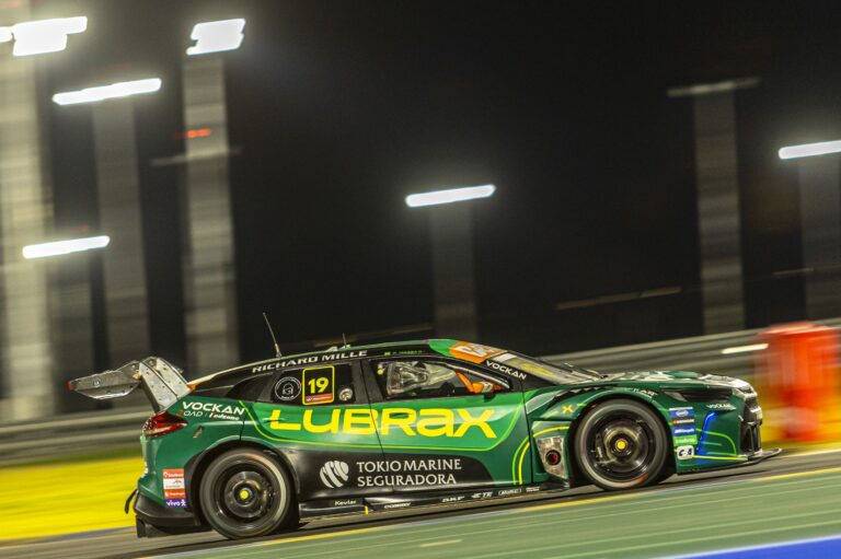 Felipe Massa crava o quinto melhor tempo da sexta-feira em Cuiabá