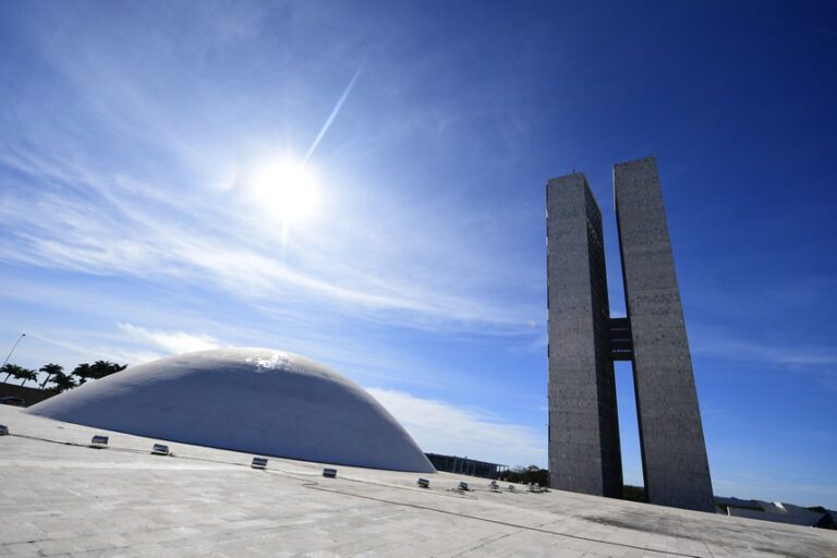 Conheça todos os candidatos ao Senado em 2026  Fonte: Agência Senado